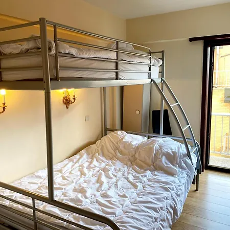 In With Sea Views, Cleaning Included Apartment