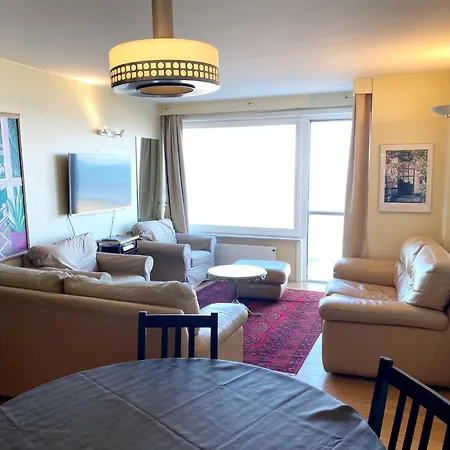 In With Sea Views, Cleaning Included *